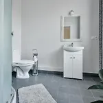 By Old Town בית הארחה 3*