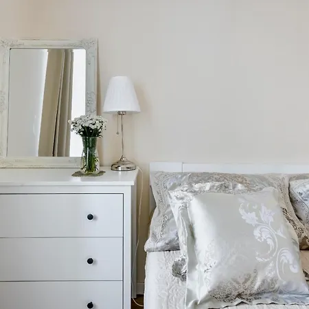 By Old Town 3* ריגה